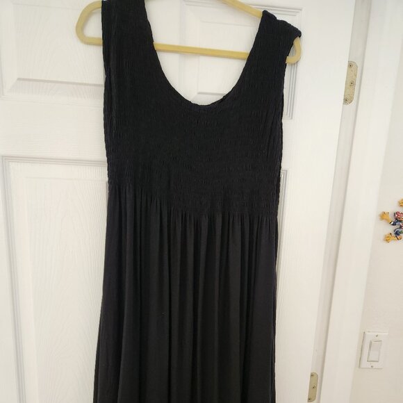 Black sundress - Picture 2 of 3